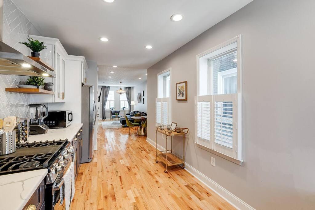 Trendy Fairmount Gem-5 Star Location, Roof Deck, Parking, Gr8 For Families Apartment Philadelphia Exterior photo