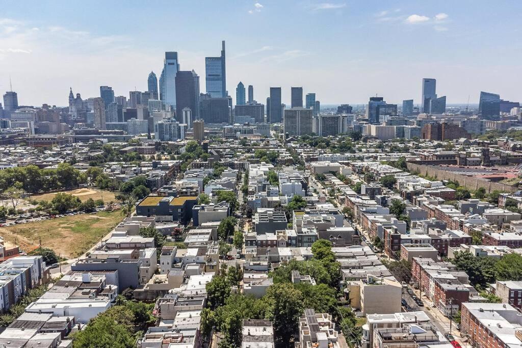 Trendy Fairmount Gem-5 Star Location, Roof Deck, Parking, Gr8 For Families Apartment Philadelphia Exterior photo