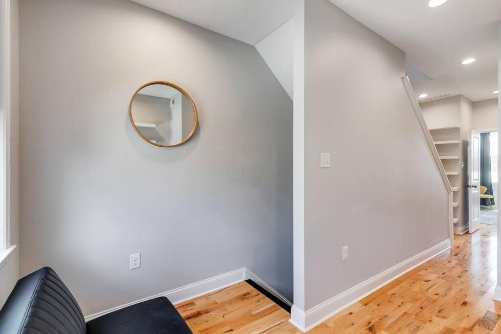 Trendy Fairmount Gem-5 Star Location, Roof Deck, Parking, Gr8 For Families Apartment Philadelphia Exterior photo